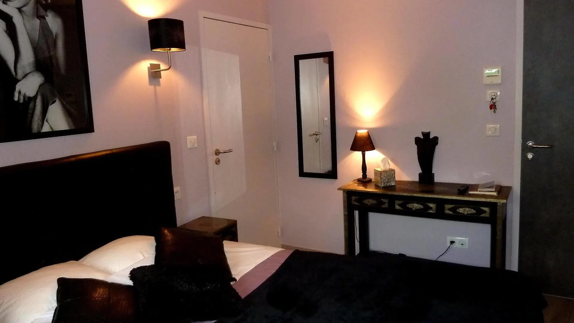 Auberge Du Vieux Lanas Logis Hotel Restaurant